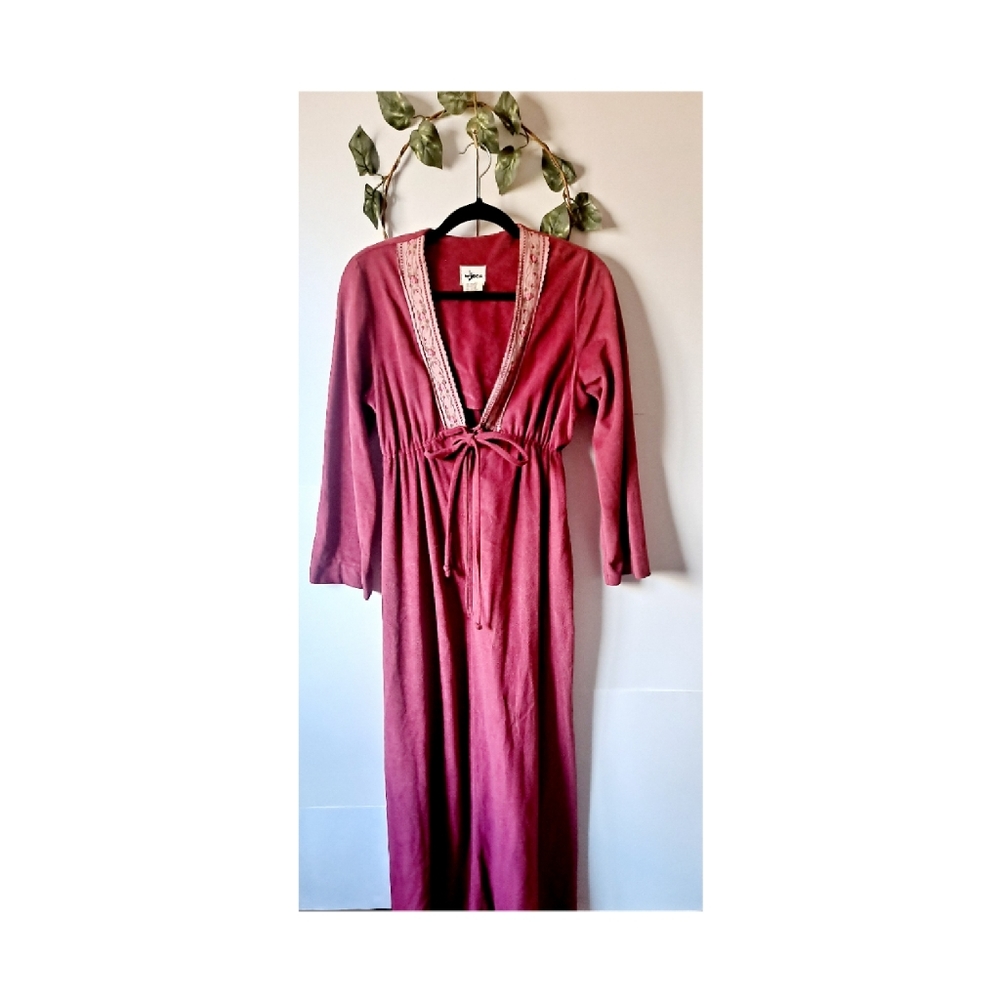 Vintage Size 11 Rose Colored Woman's Robe Floor length Zip 70's 80's Mr. Jac Jr.